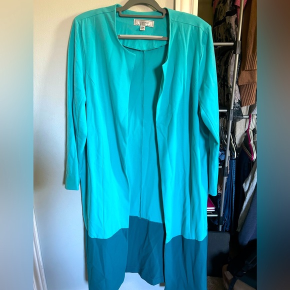 This is a two piece set - Picture 1 of 3